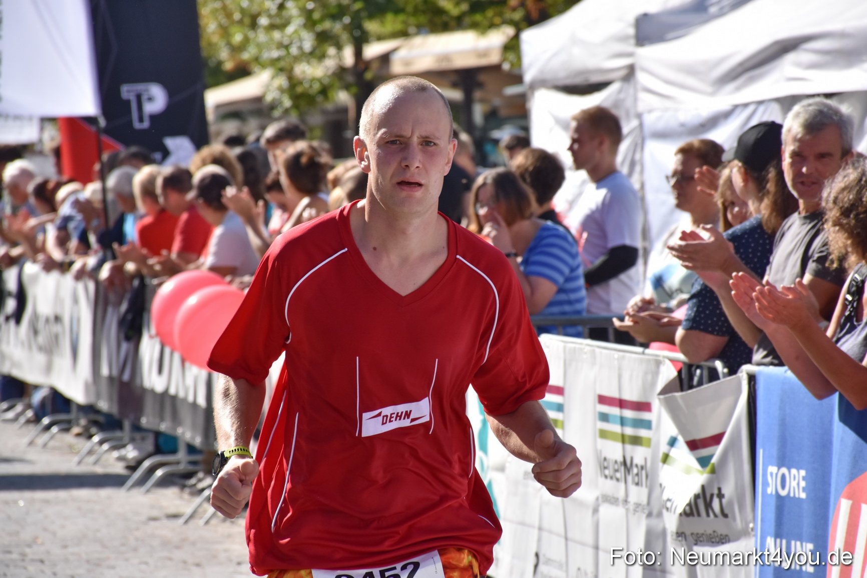 Zieleinlauf Stadtlauf Neumarkt 2018 0246