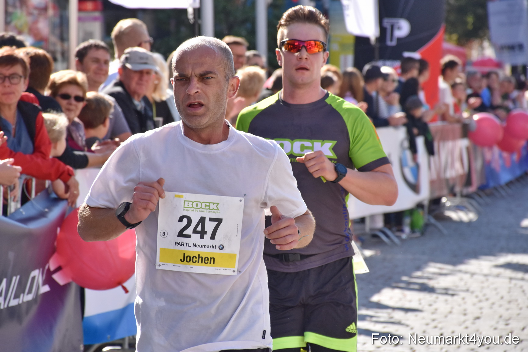 Zieleinlauf Stadtlauf Neumarkt 2018 0255