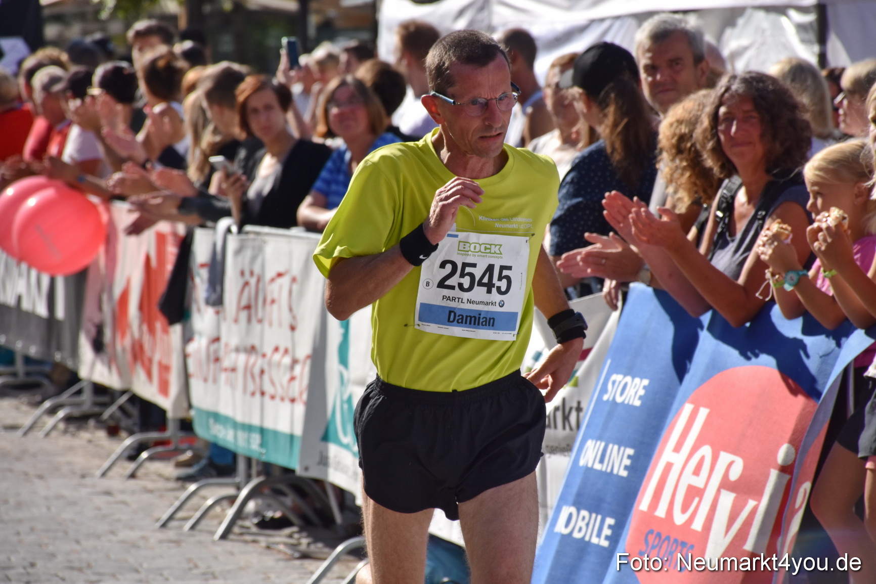 Zieleinlauf Stadtlauf Neumarkt 2018 0261