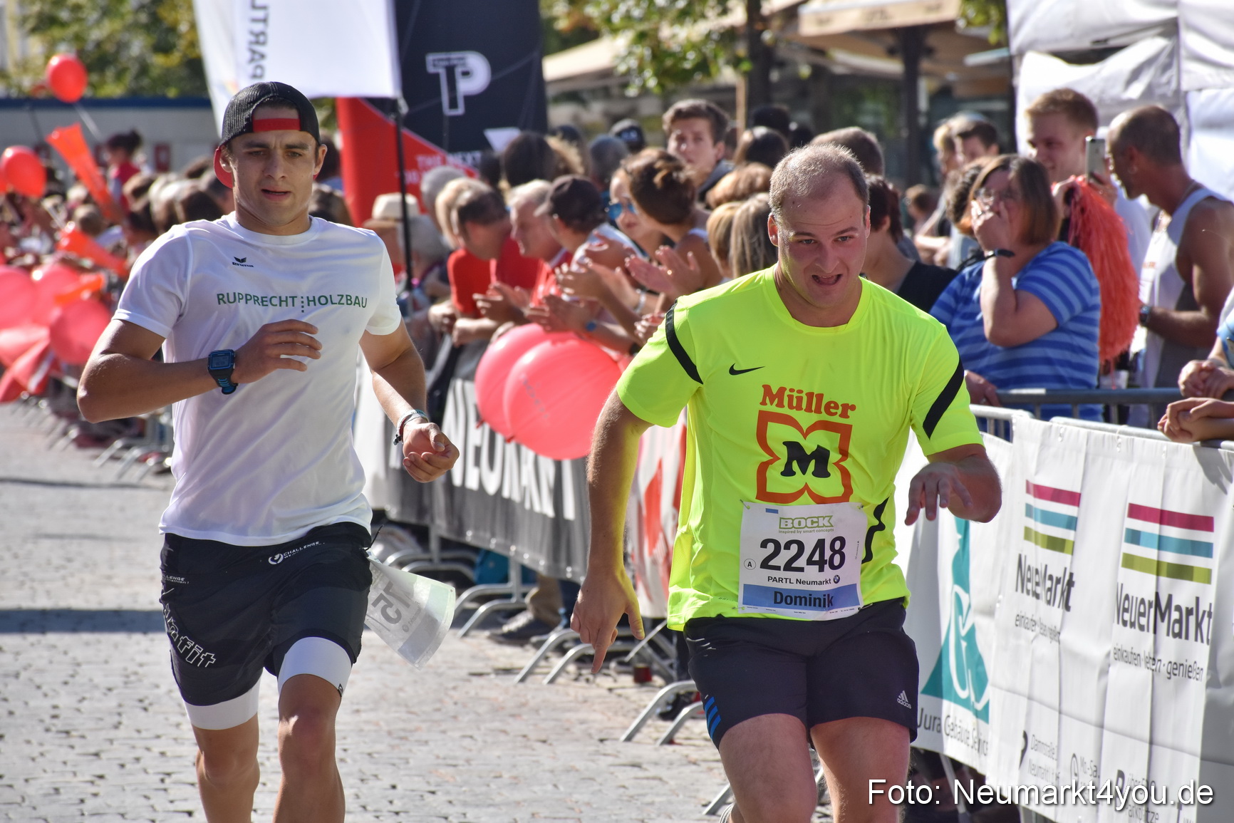 Zieleinlauf Stadtlauf Neumarkt 2018 0263
