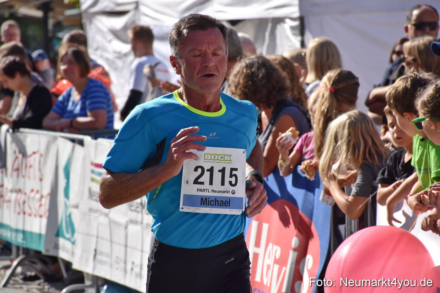Zieleinlauf Stadtlauf Neumarkt 2018 0282