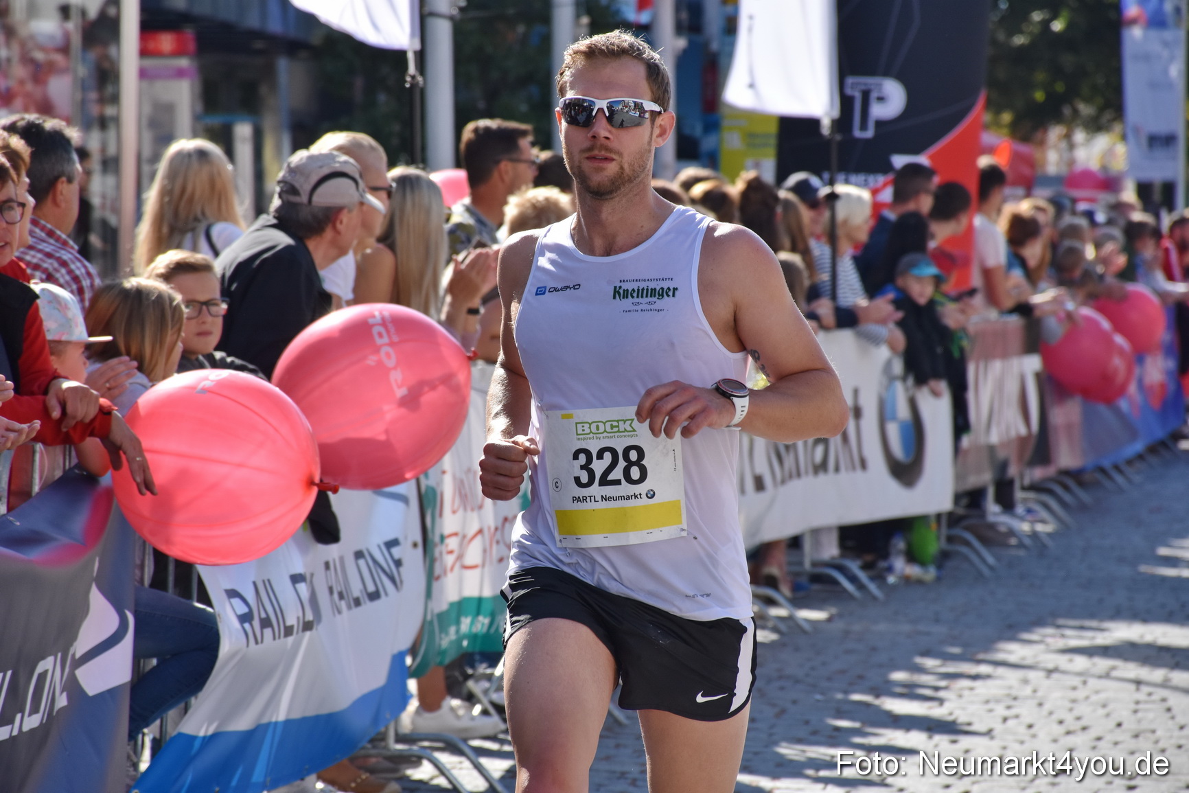 Zieleinlauf Stadtlauf Neumarkt 2018 0288