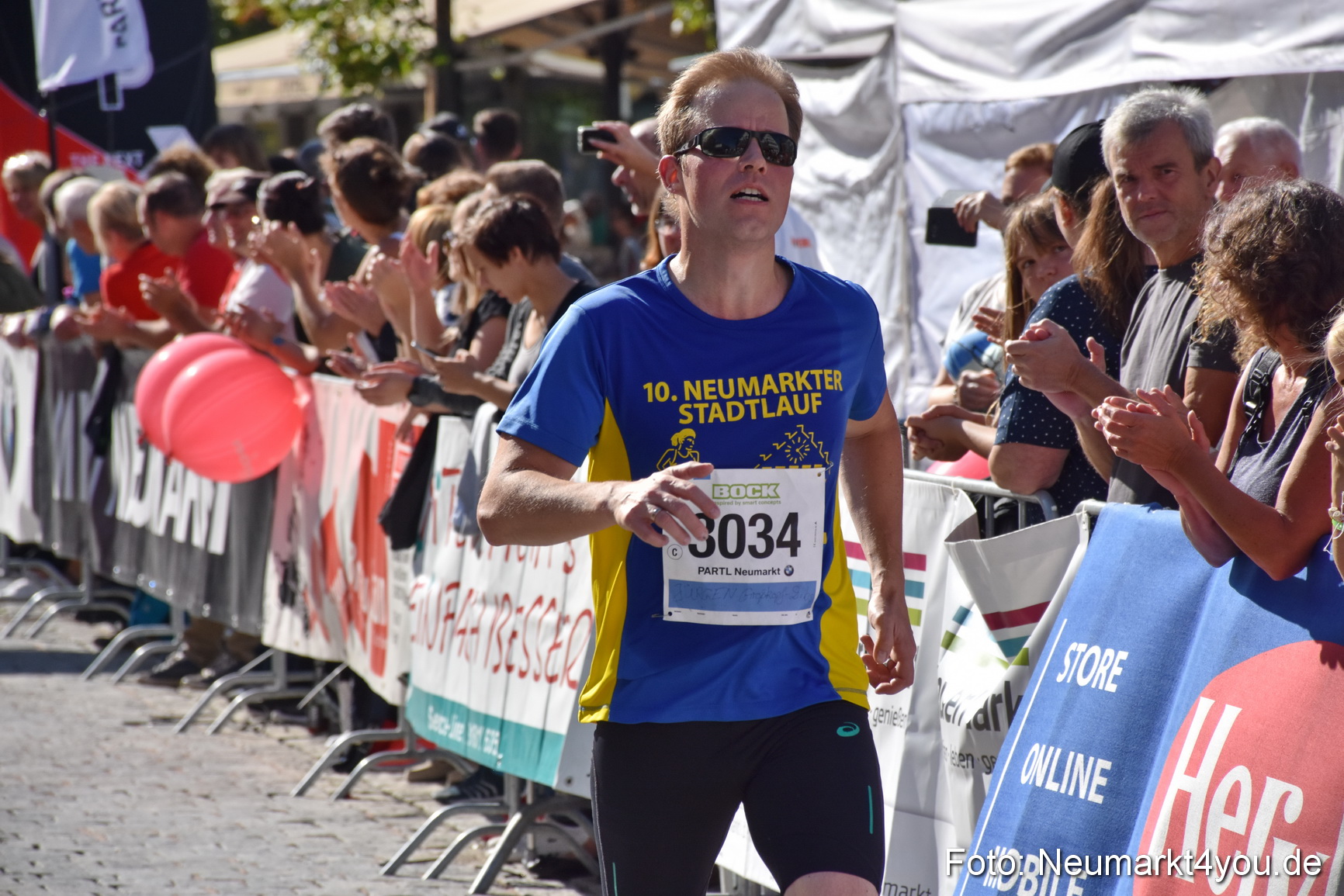Zieleinlauf Stadtlauf Neumarkt 2018 0290