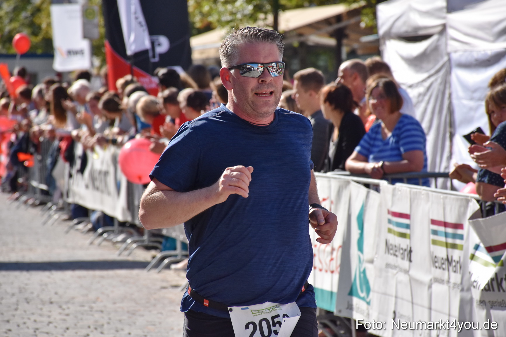 Zieleinlauf Stadtlauf Neumarkt 2018 0311