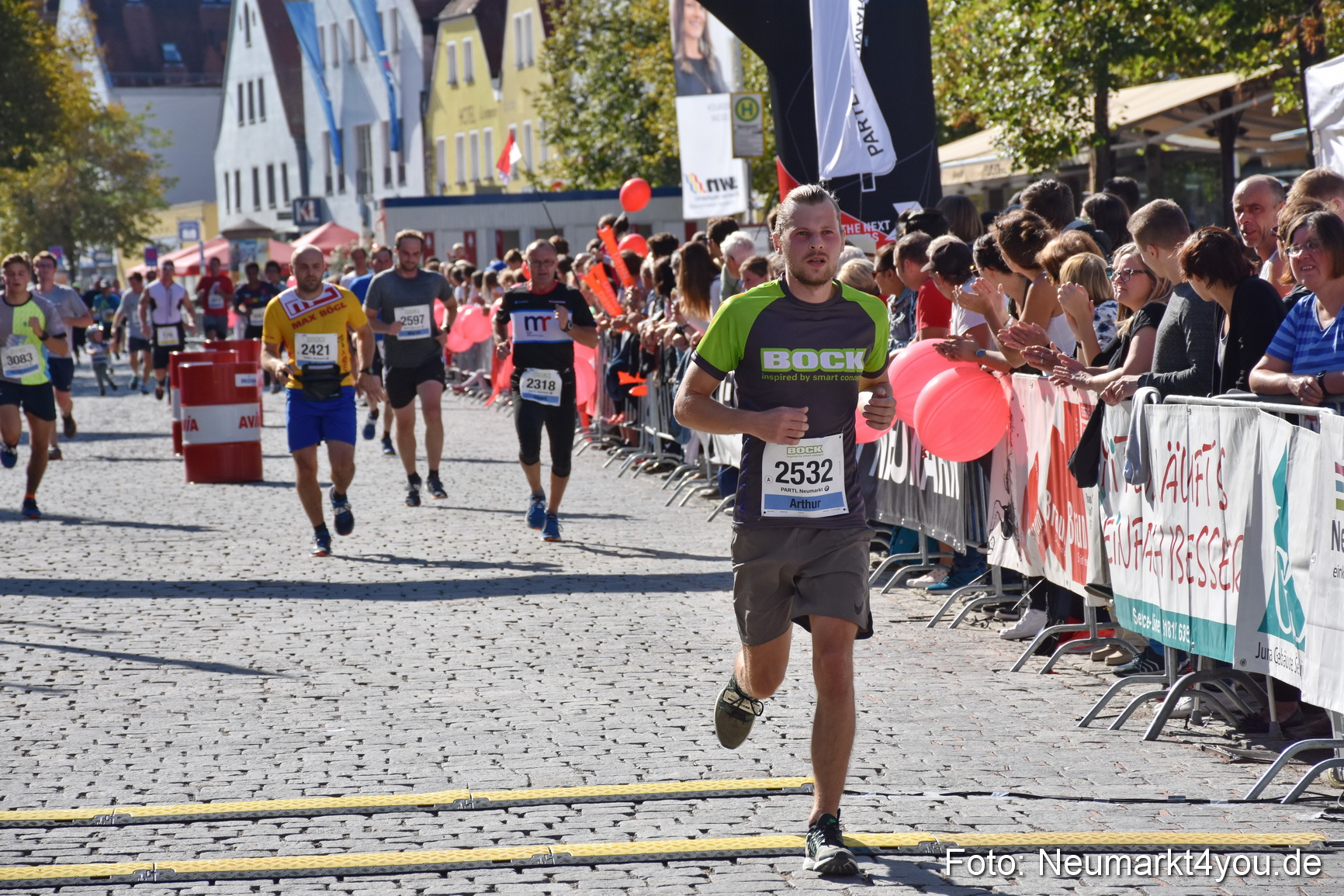 Zieleinlauf Stadtlauf Neumarkt 2018 0314