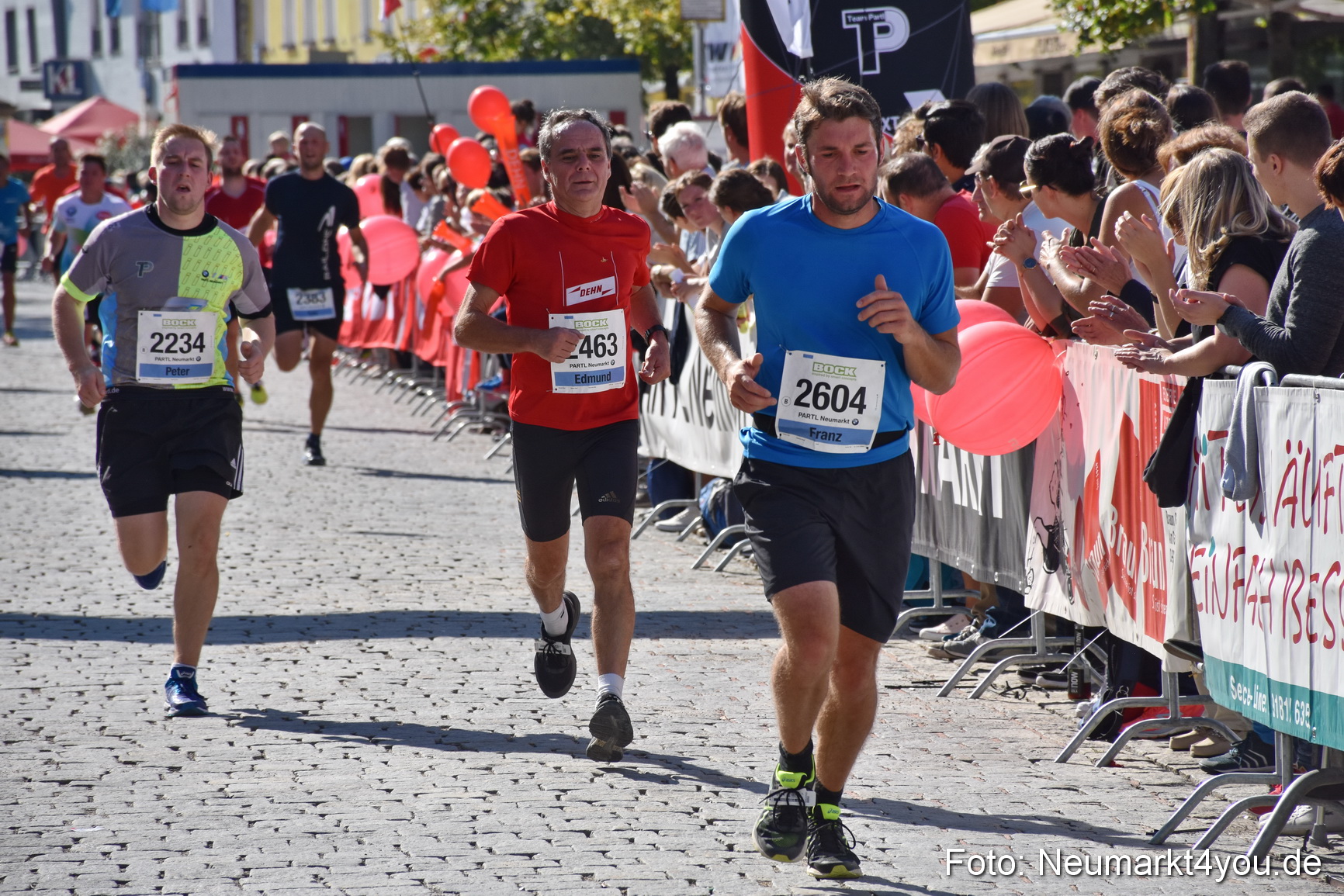 Zieleinlauf Stadtlauf Neumarkt 2018 0329