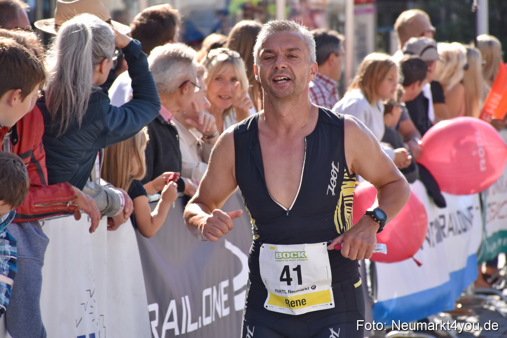 Zieleinlauf Stadtlauf Neumarkt 2018 0339