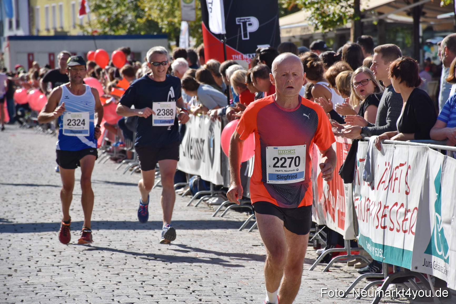 Zieleinlauf Stadtlauf Neumarkt 2018 0342