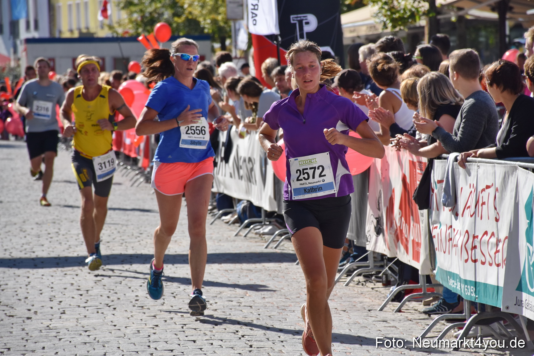 Zieleinlauf Stadtlauf Neumarkt 2018 0360