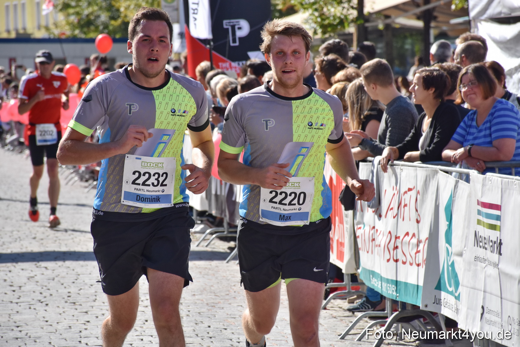 Zieleinlauf Stadtlauf Neumarkt 2018 0366