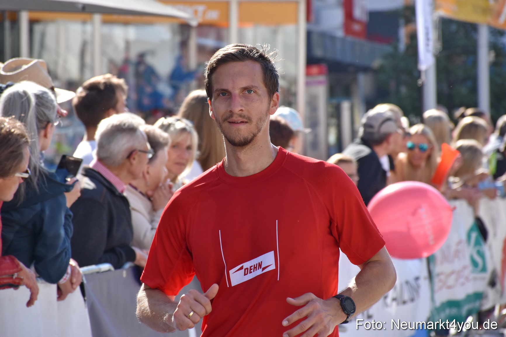 Zieleinlauf Stadtlauf Neumarkt 2018 0368
