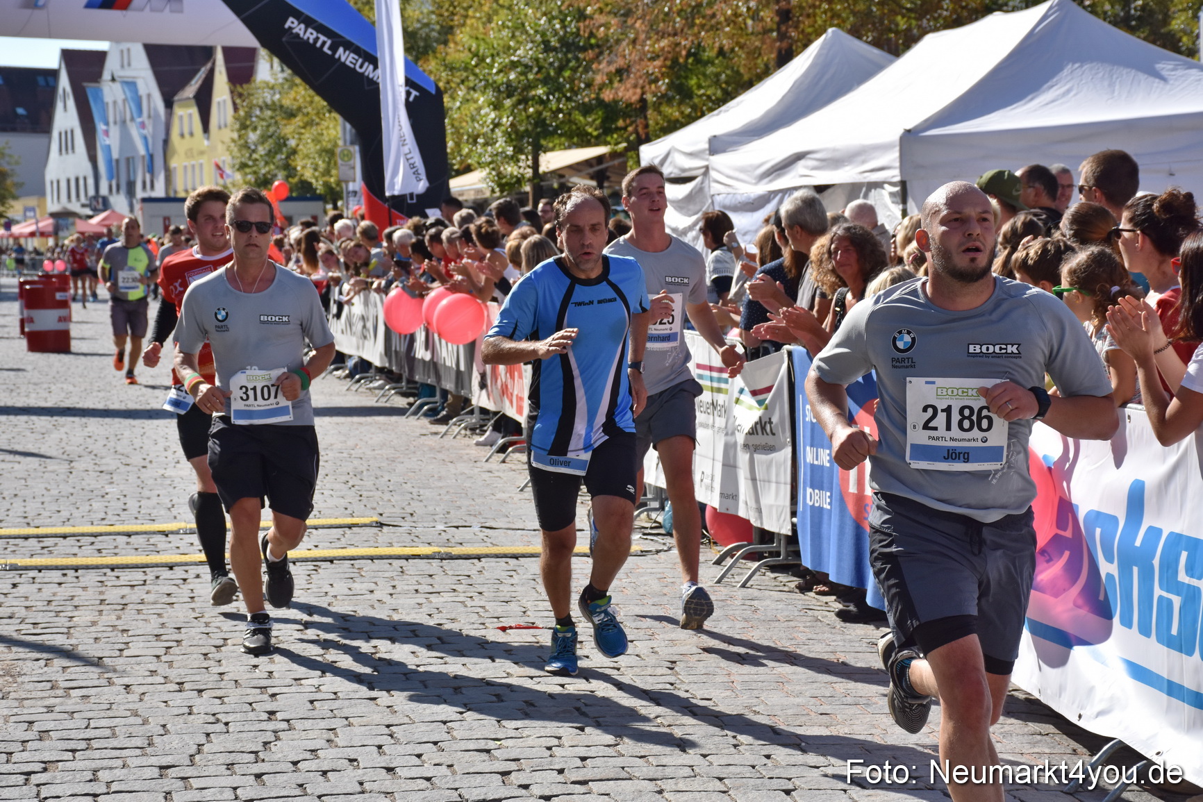 Zieleinlauf Stadtlauf Neumarkt 2018 0372