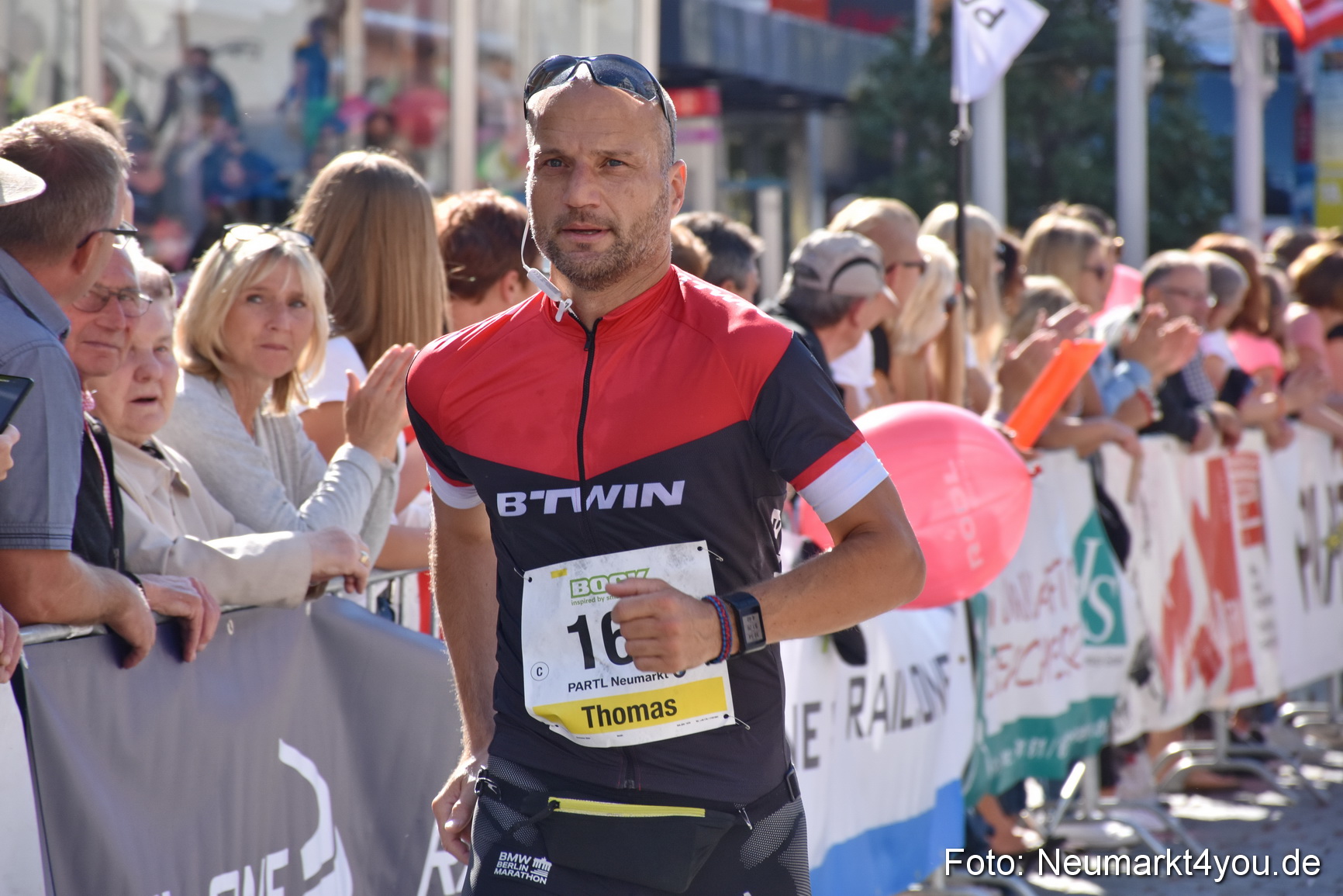 Zieleinlauf Stadtlauf Neumarkt 2018 0377