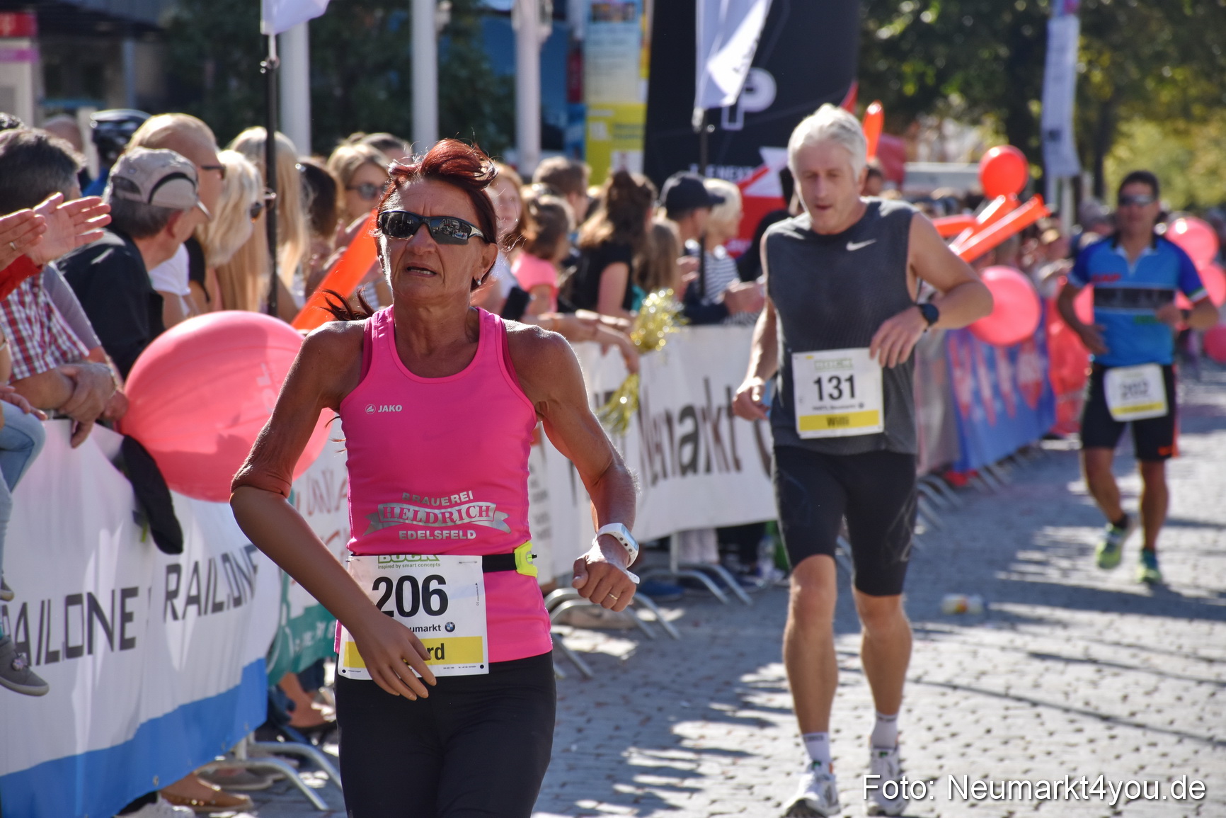 Zieleinlauf Stadtlauf Neumarkt 2018 0378