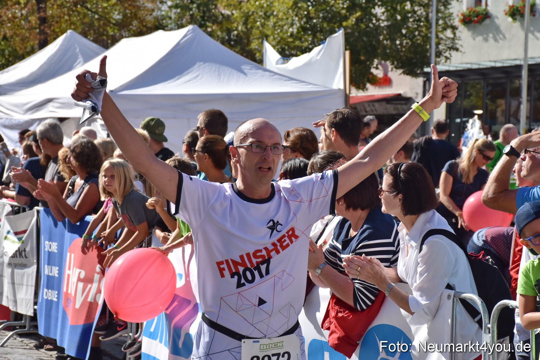 Zieleinlauf Stadtlauf Neumarkt 2018 0384