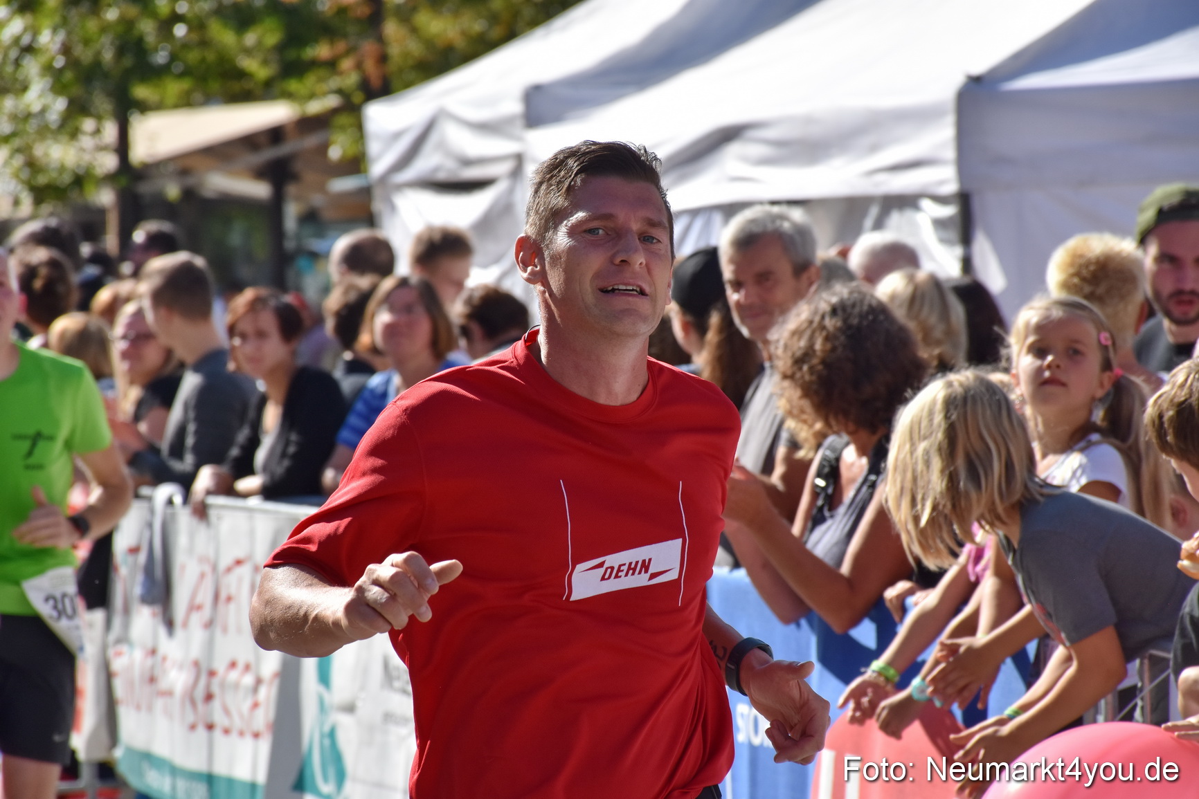 Zieleinlauf Stadtlauf Neumarkt 2018 0387