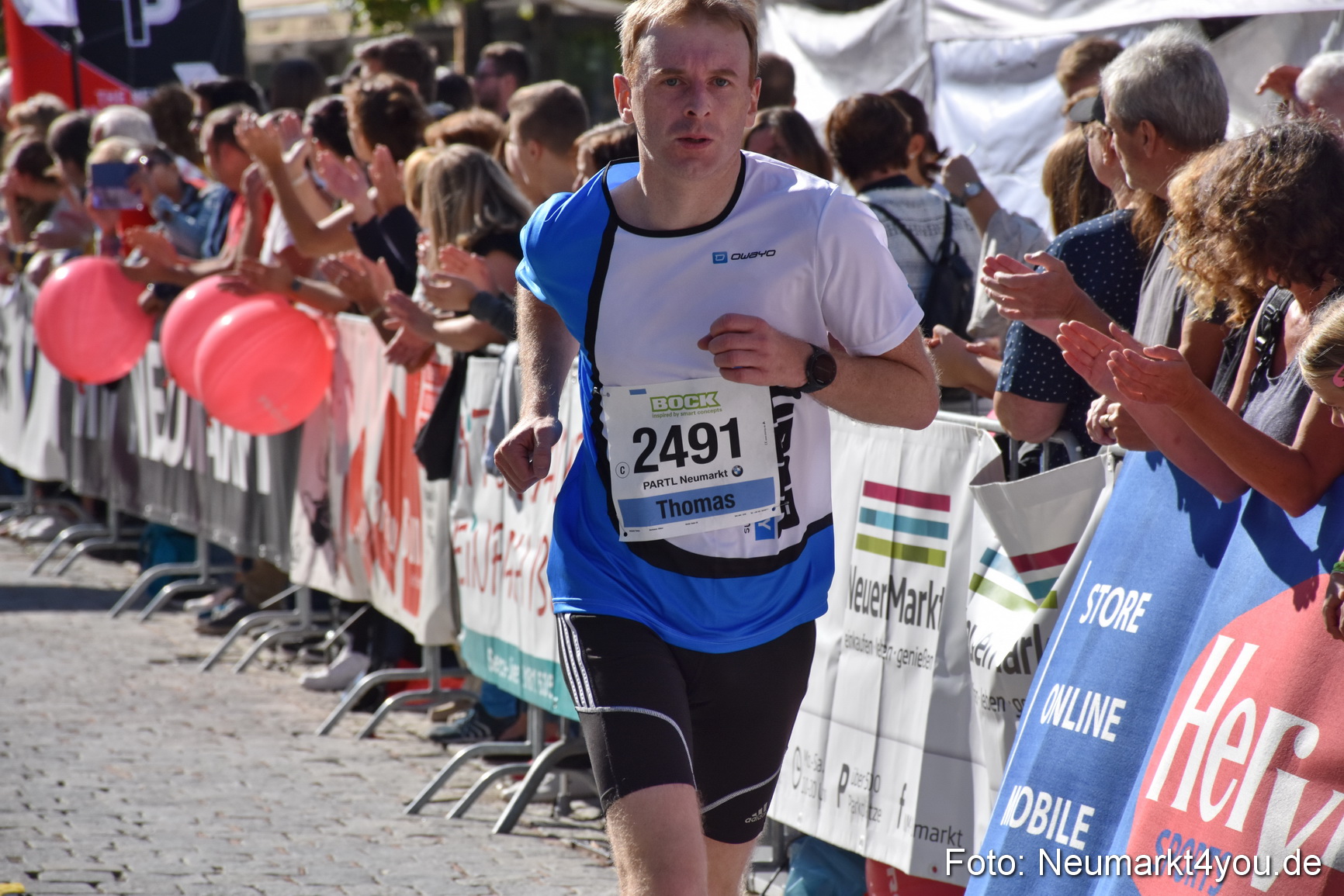 Zieleinlauf Stadtlauf Neumarkt 2018 0391