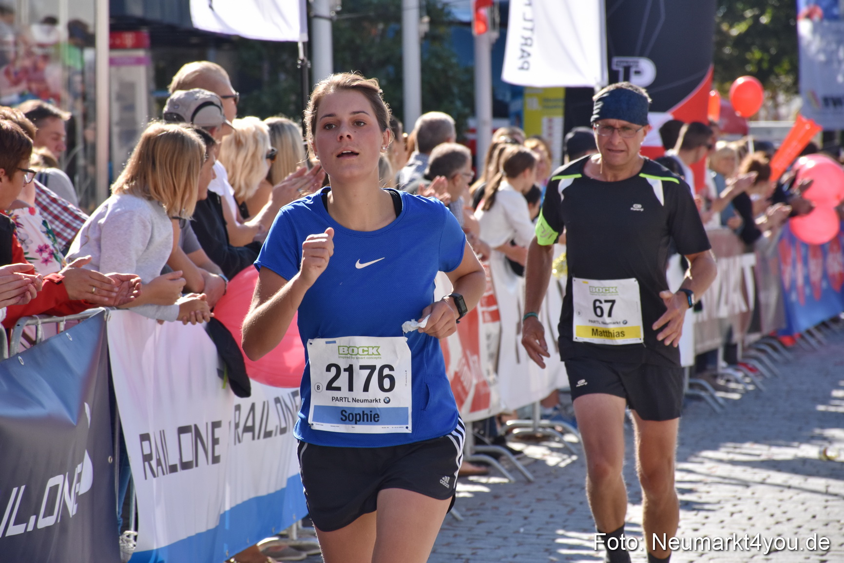 Zieleinlauf Stadtlauf Neumarkt 2018 0392