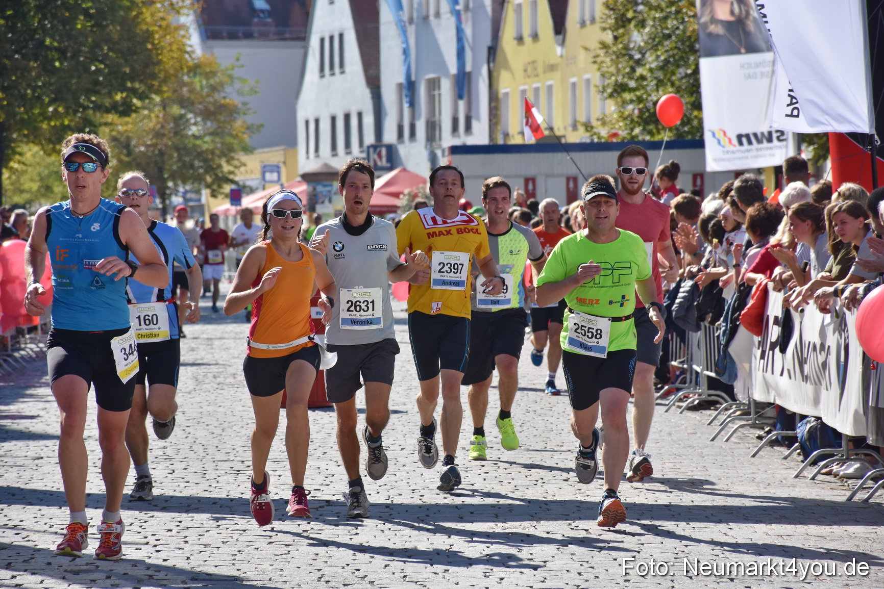Zieleinlauf Stadtlauf Neumarkt 2018 0395