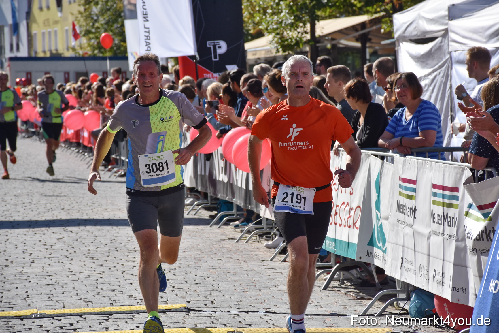 Zieleinlauf Stadtlauf Neumarkt 2018 0398