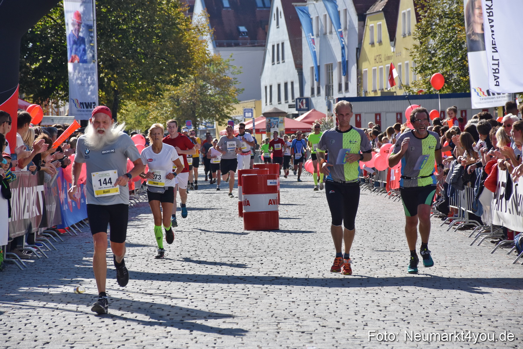 Zieleinlauf Stadtlauf Neumarkt 2018 0399
