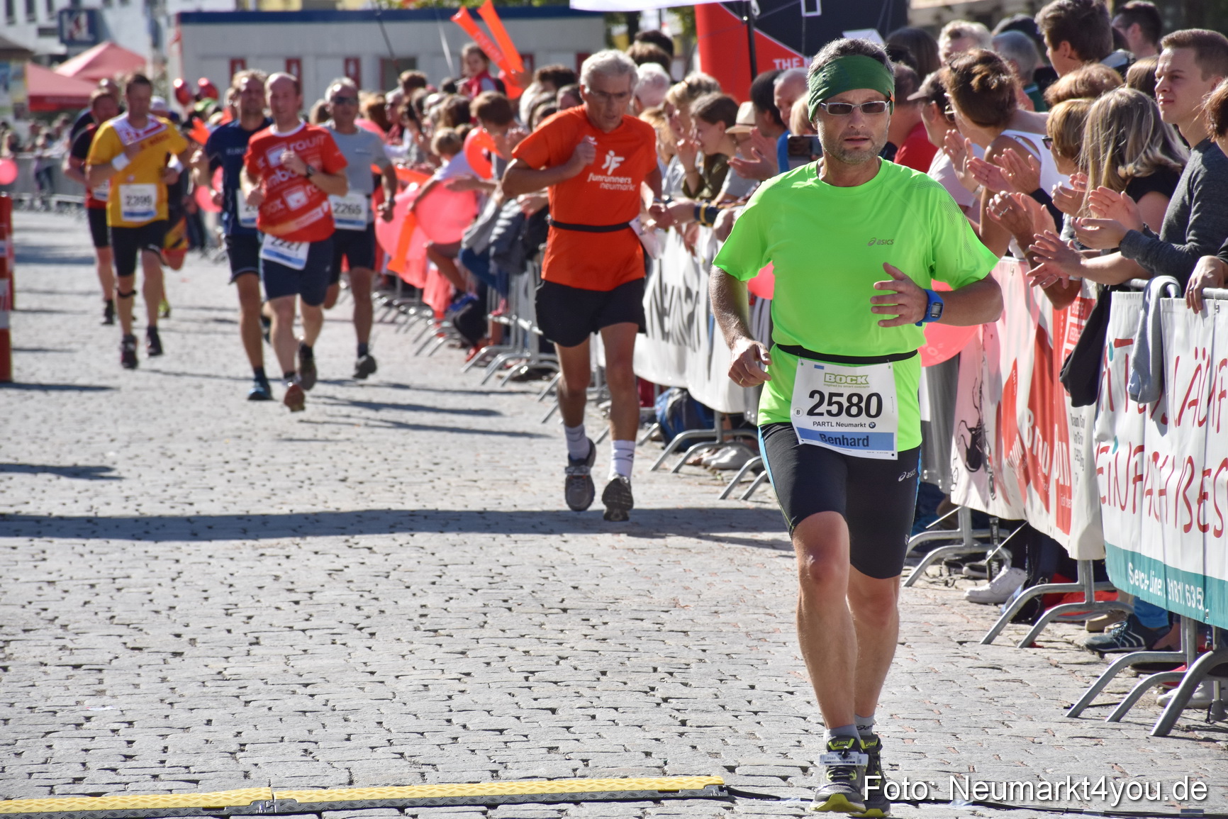 Zieleinlauf Stadtlauf Neumarkt 2018 0407