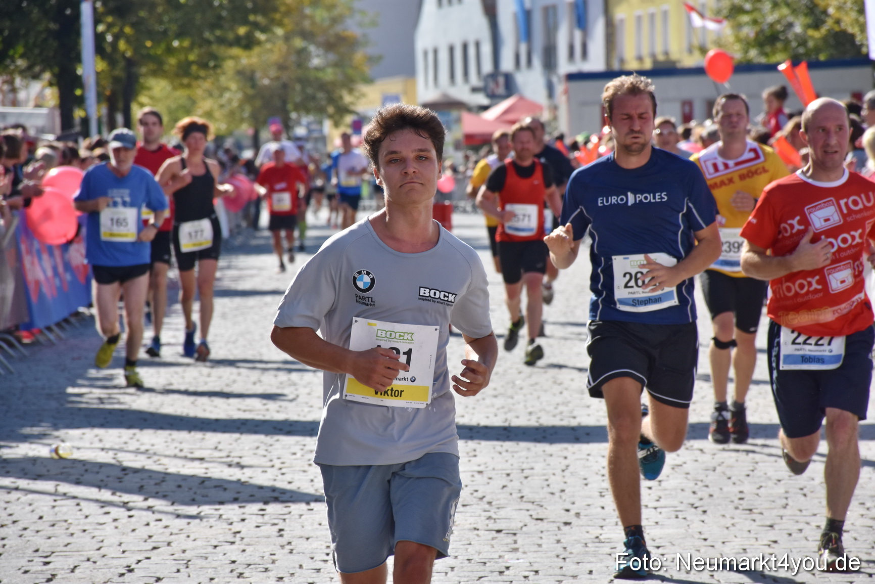 Zieleinlauf Stadtlauf Neumarkt 2018 0409