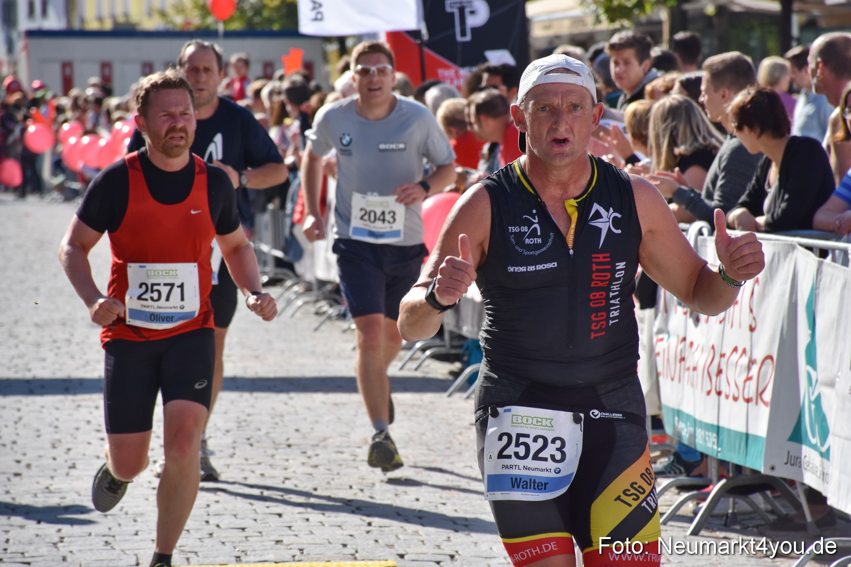 Zieleinlauf Stadtlauf Neumarkt 2018 0412