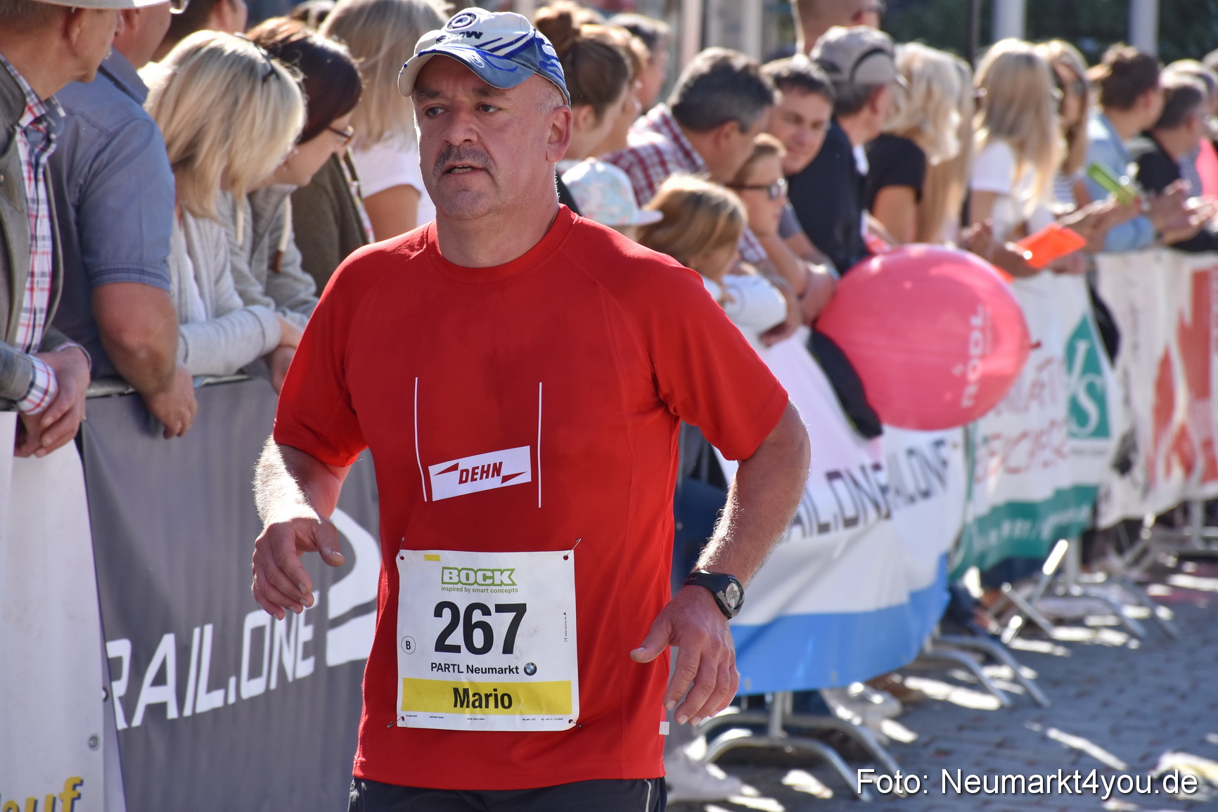 Zieleinlauf Stadtlauf Neumarkt 2018 0414