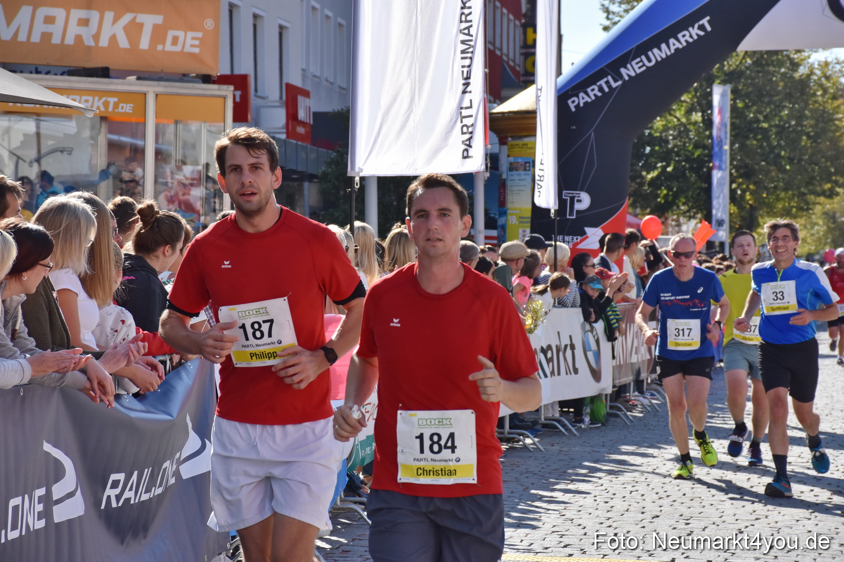 Zieleinlauf Stadtlauf Neumarkt 2018 0424