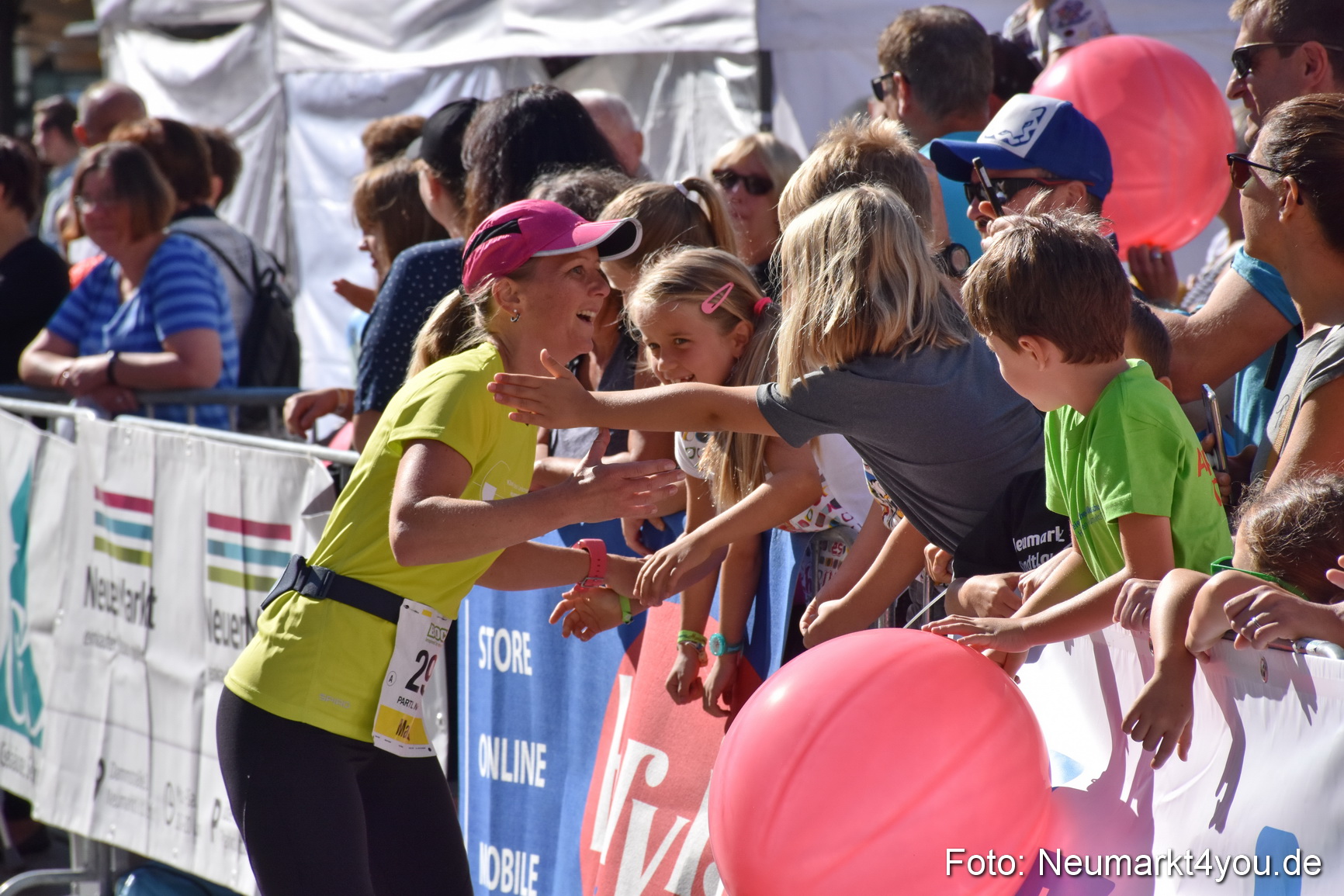 Zieleinlauf Stadtlauf Neumarkt 2018 0444