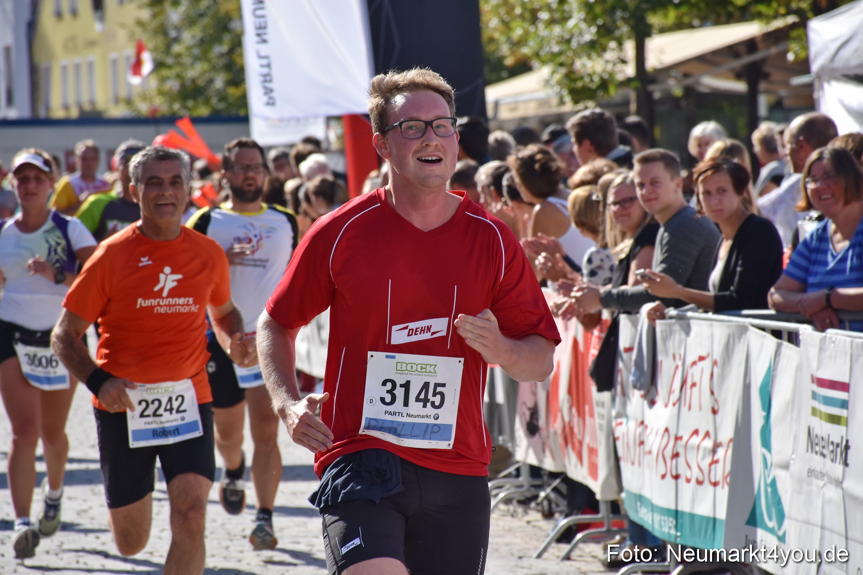 Zieleinlauf Stadtlauf Neumarkt 2018 0458