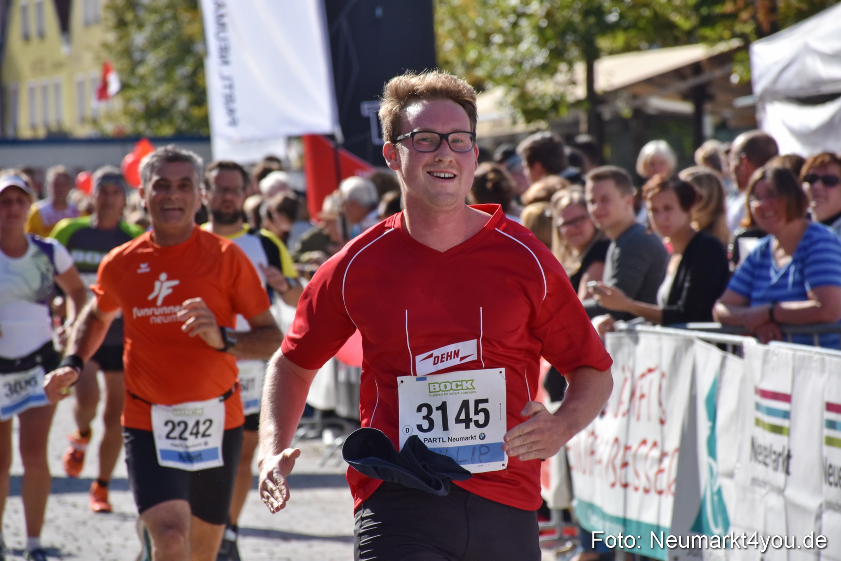 Zieleinlauf Stadtlauf Neumarkt 2018 0459