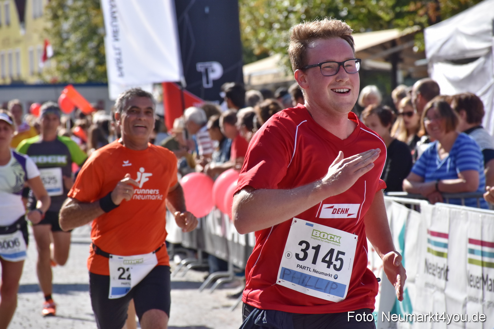 Zieleinlauf Stadtlauf Neumarkt 2018 0460