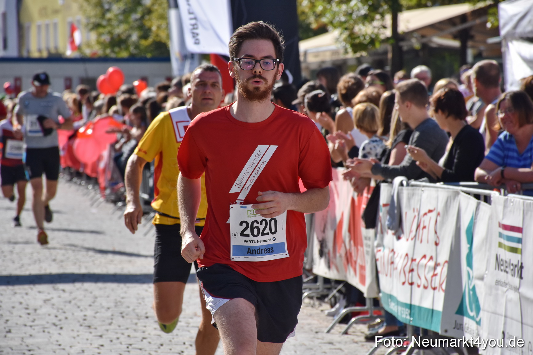 Zieleinlauf Stadtlauf Neumarkt 2018 0473