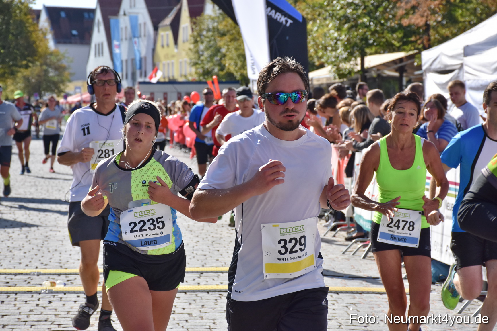 Zieleinlauf Stadtlauf Neumarkt 2018 0476