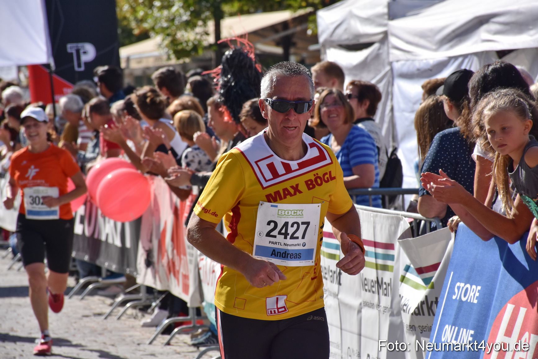Zieleinlauf Stadtlauf Neumarkt 2018 0494