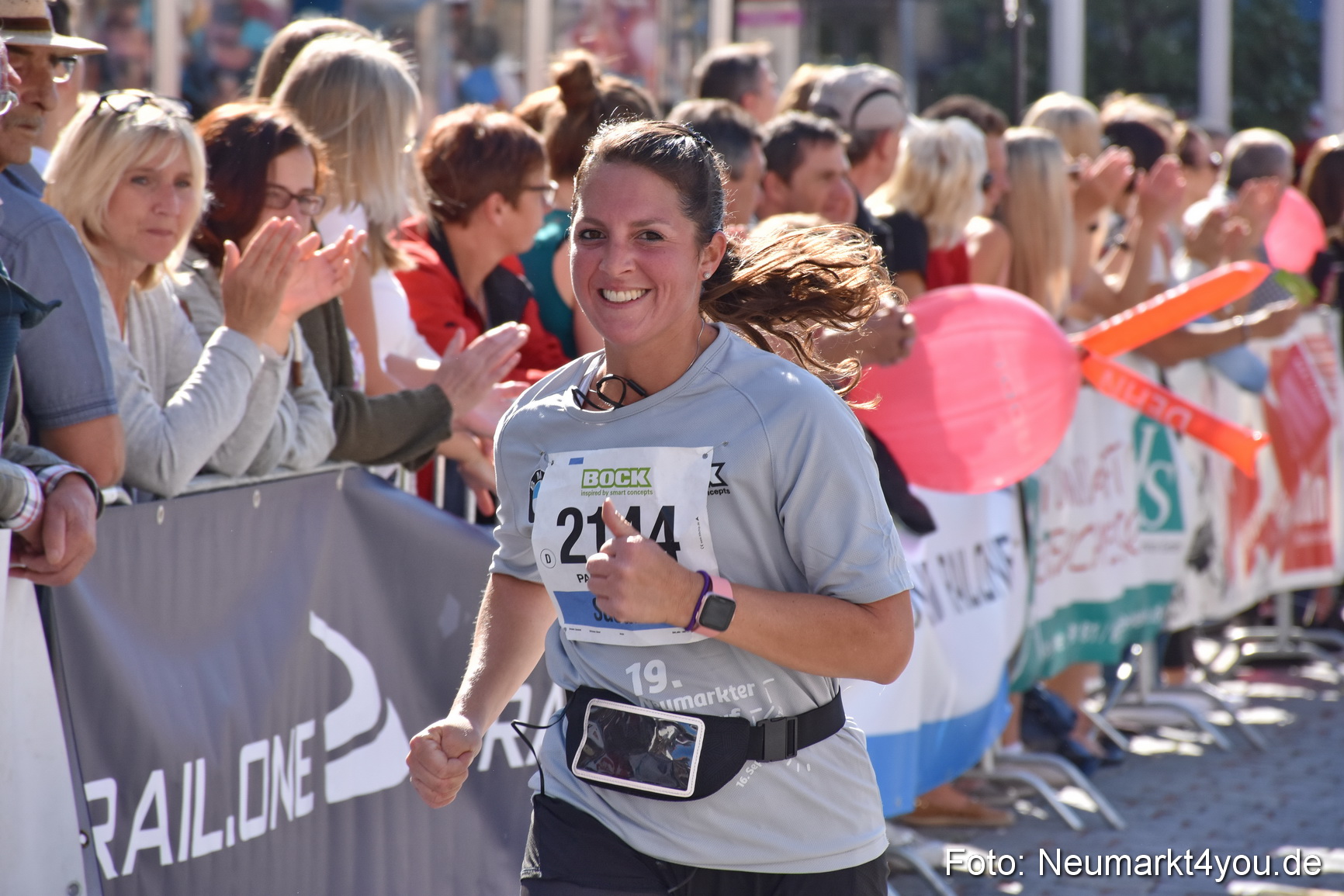 Zieleinlauf Stadtlauf Neumarkt 2018 0498