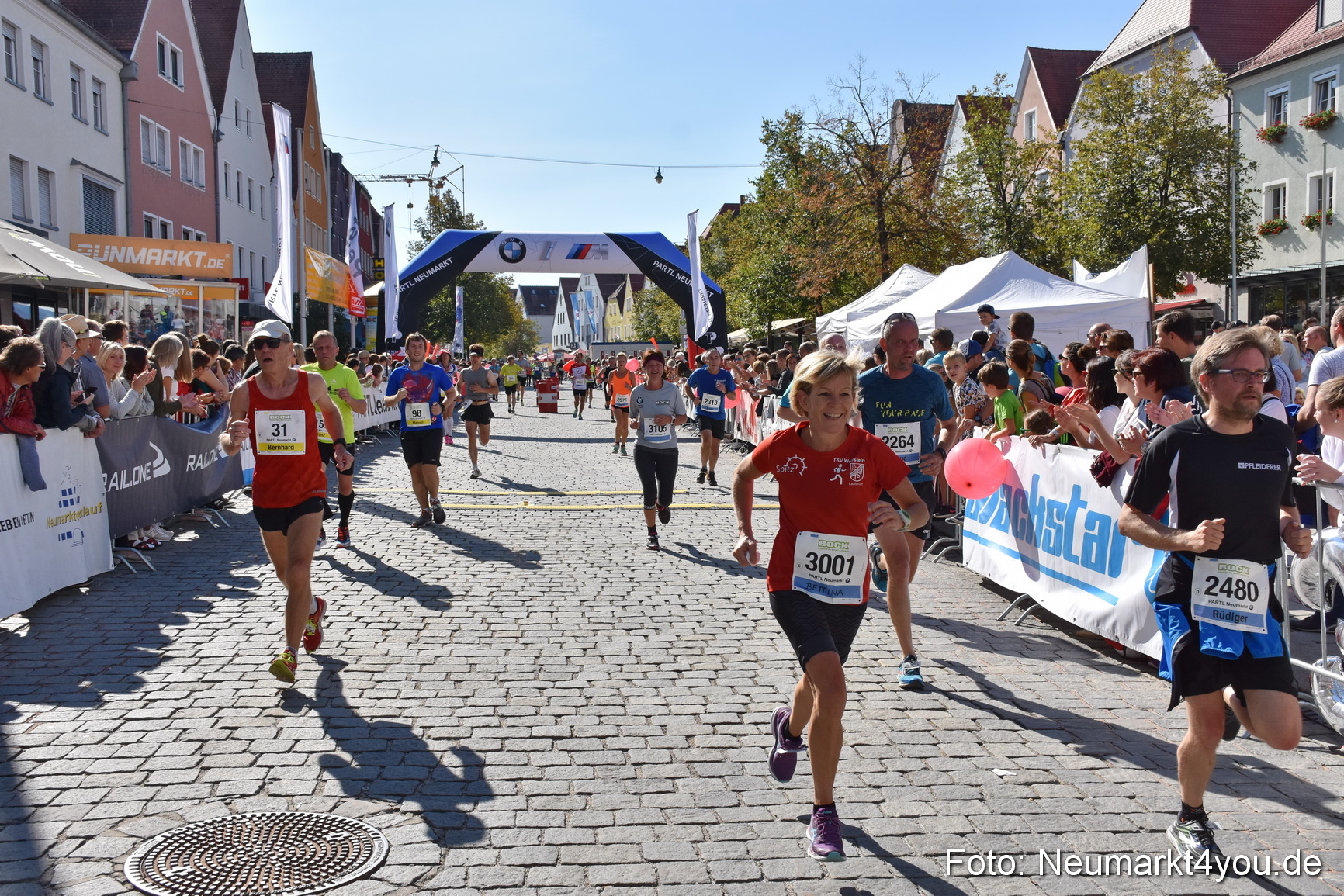 Zieleinlauf Stadtlauf Neumarkt 2018 0508