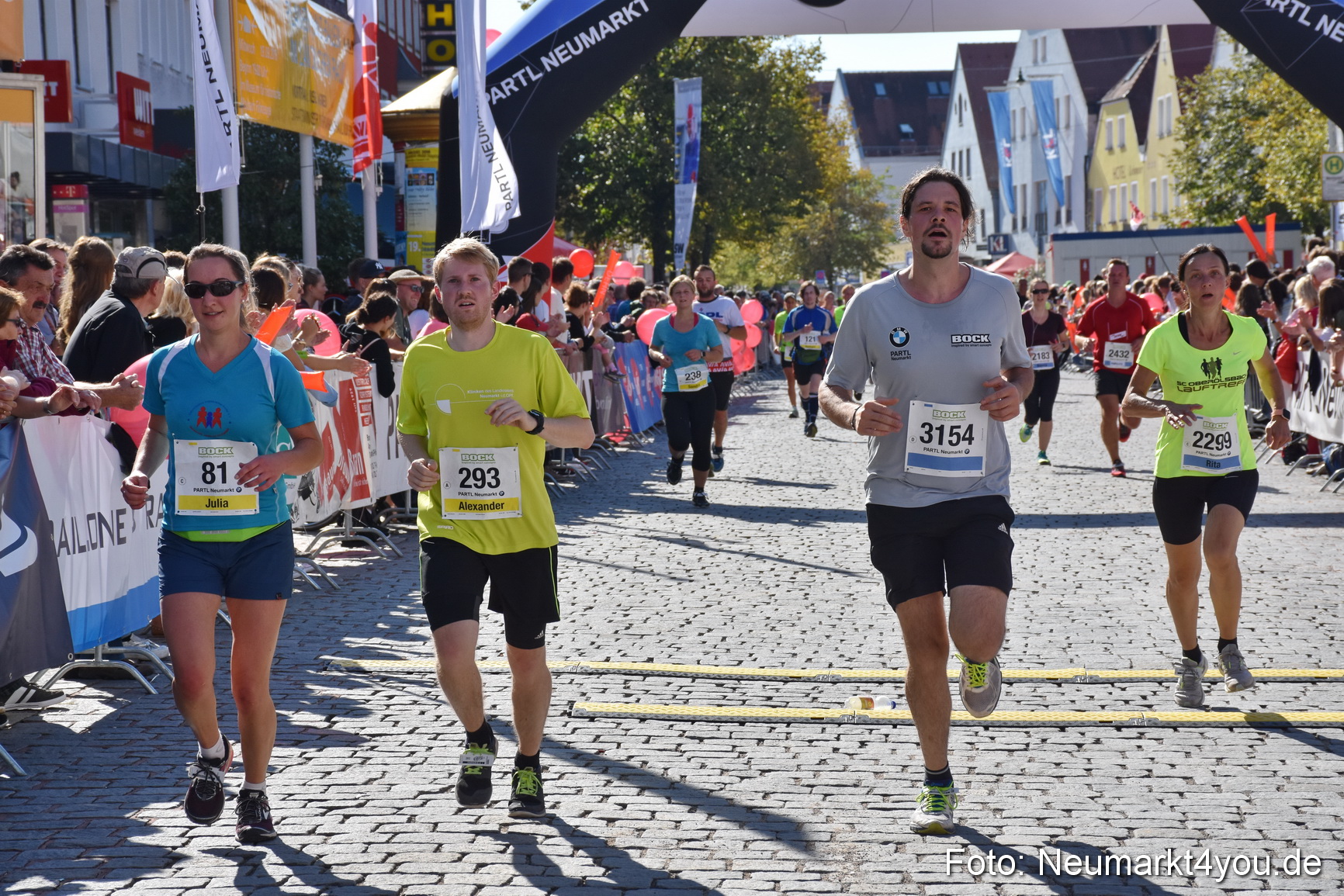 Zieleinlauf Stadtlauf Neumarkt 2018 0511