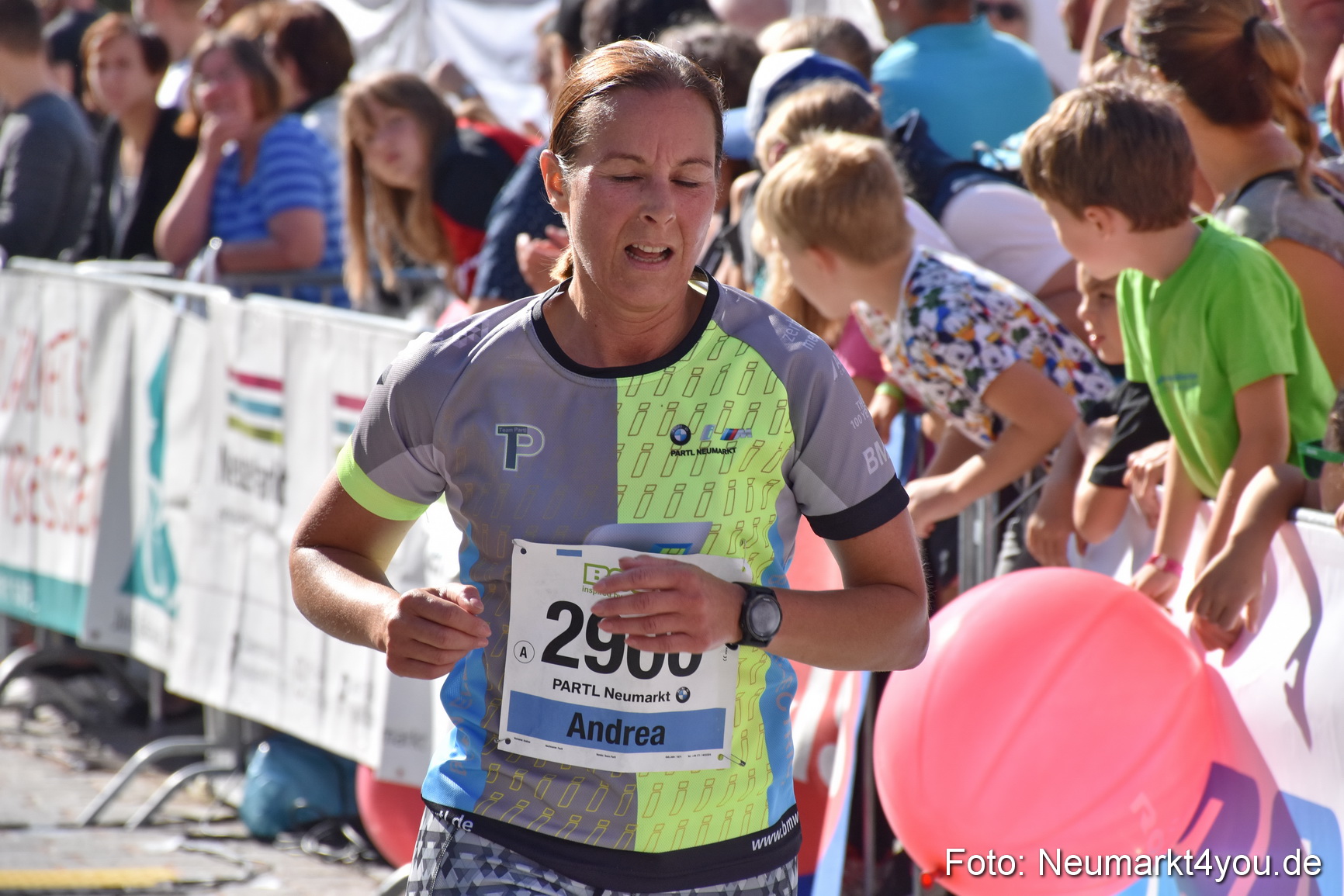 Zieleinlauf Stadtlauf Neumarkt 2018 0533