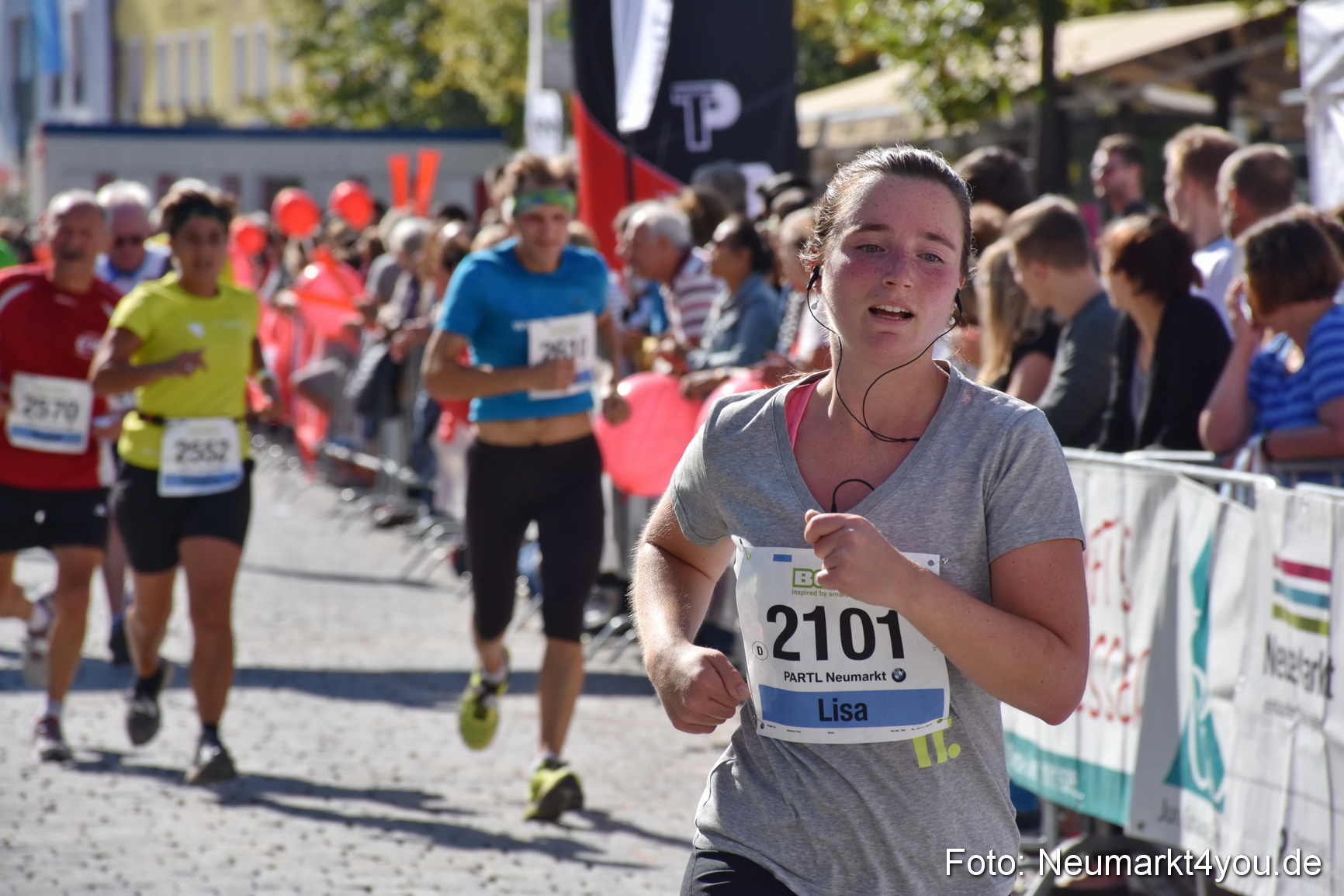 Zieleinlauf Stadtlauf Neumarkt 2018 0540