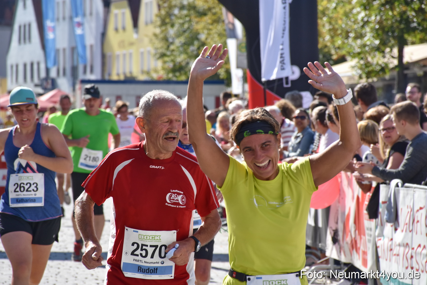 Zieleinlauf Stadtlauf Neumarkt 2018 0541