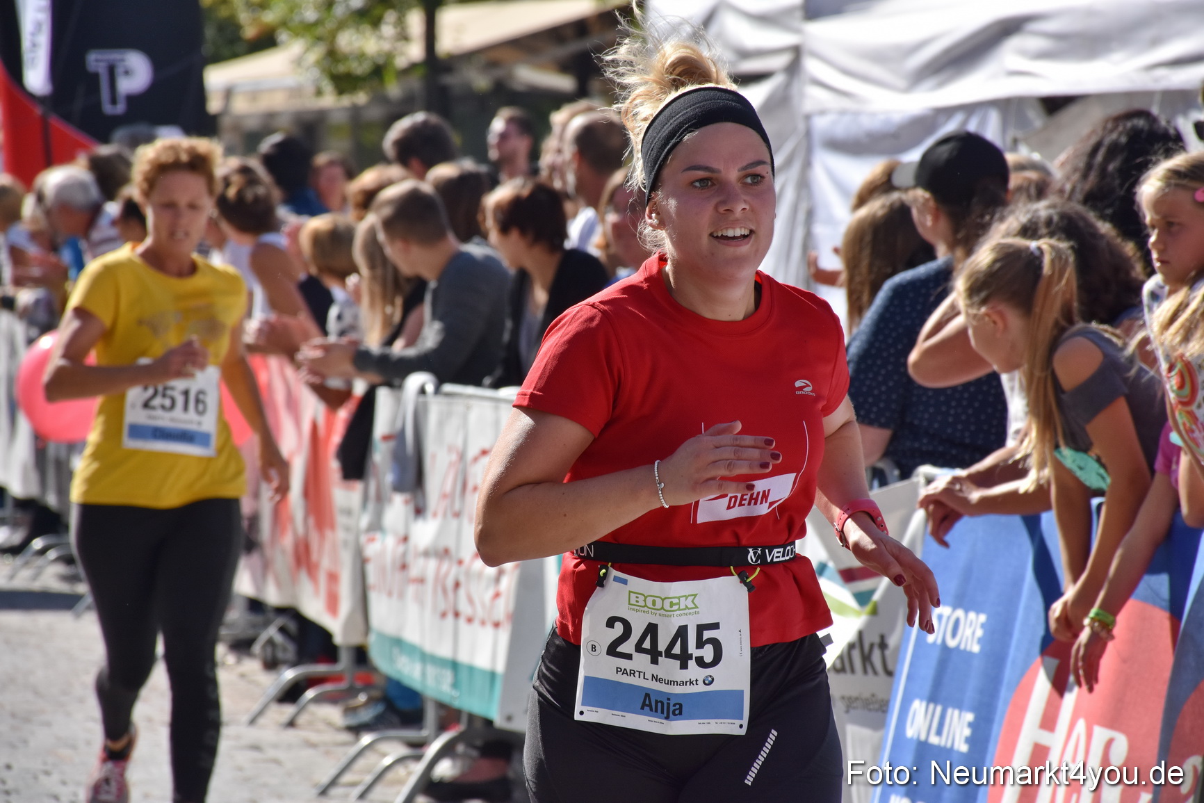 Zieleinlauf Stadtlauf Neumarkt 2018 0547
