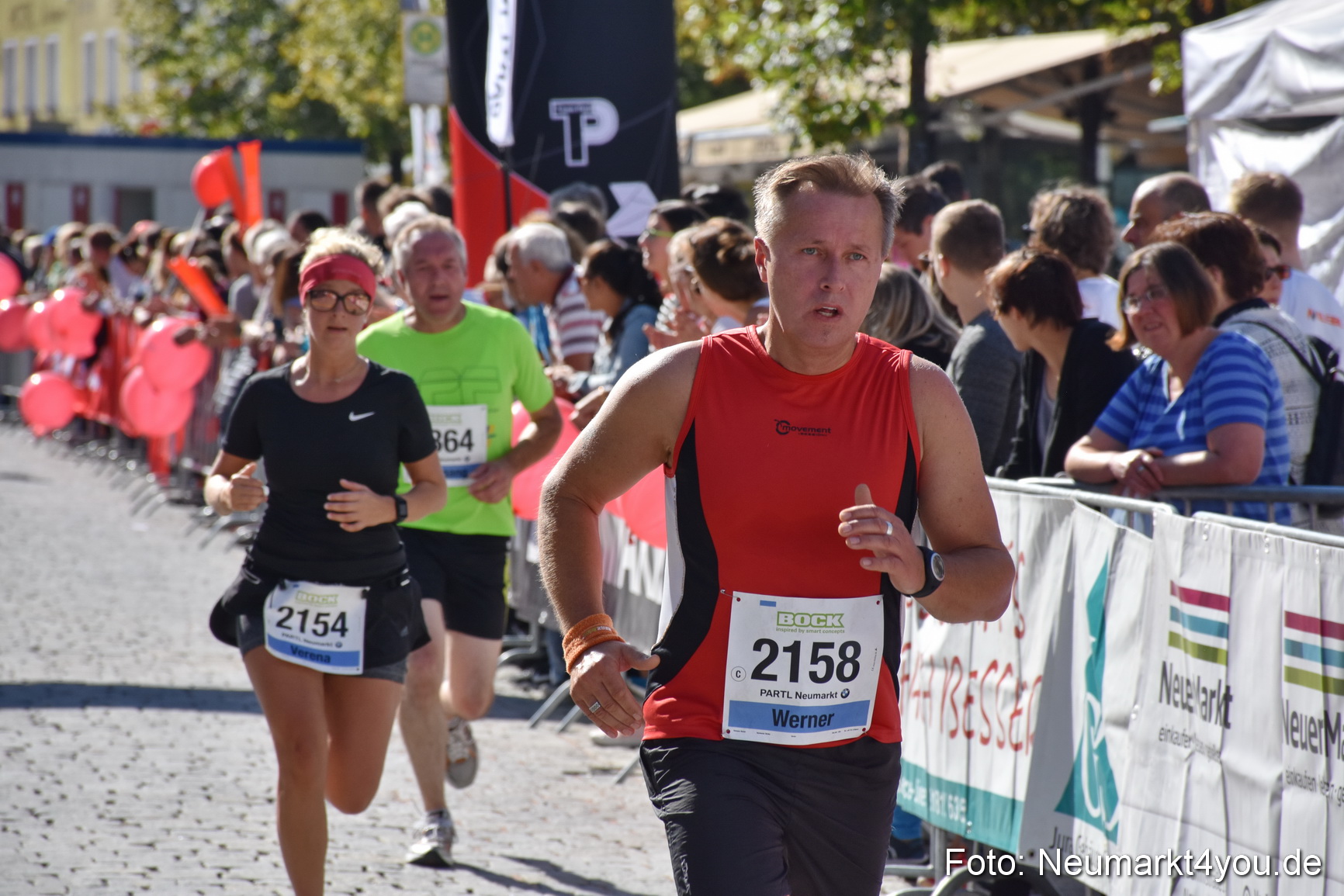 Zieleinlauf Stadtlauf Neumarkt 2018 0556