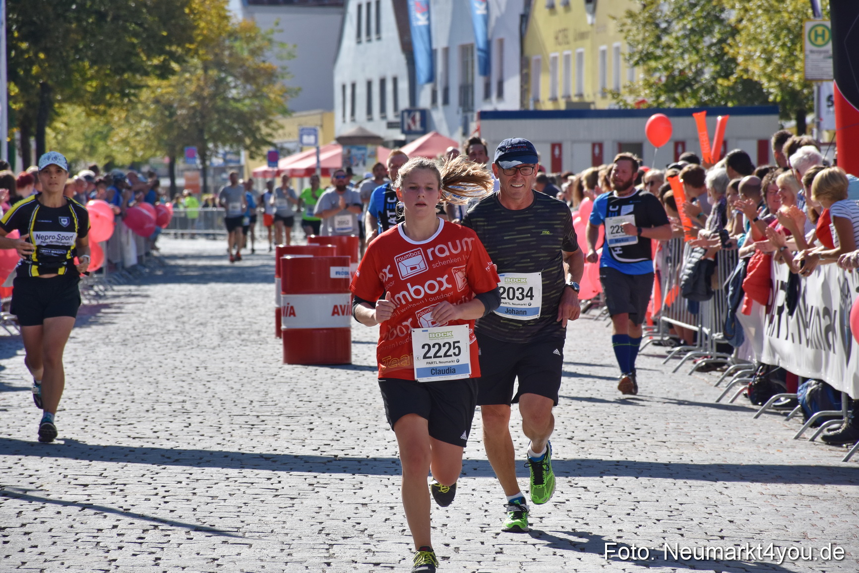 Zieleinlauf Stadtlauf Neumarkt 2018 0557