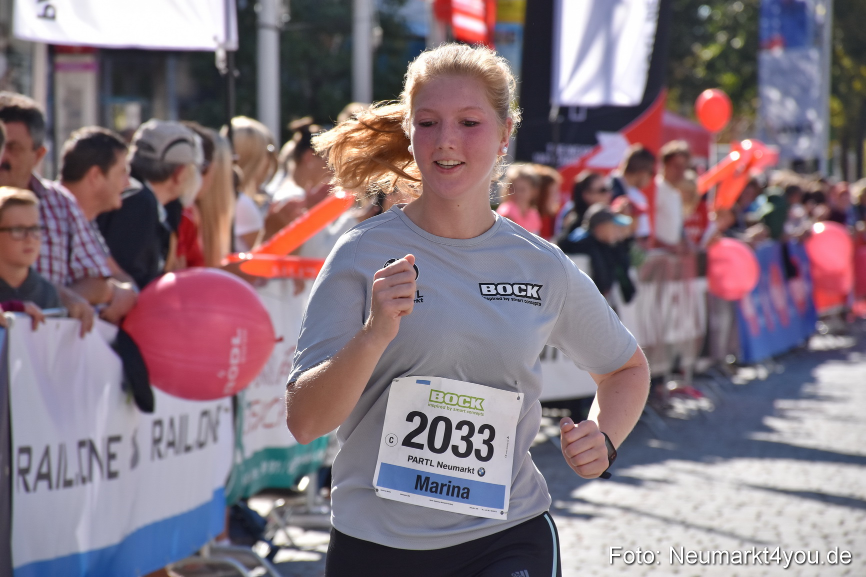 Zieleinlauf Stadtlauf Neumarkt 2018 0573