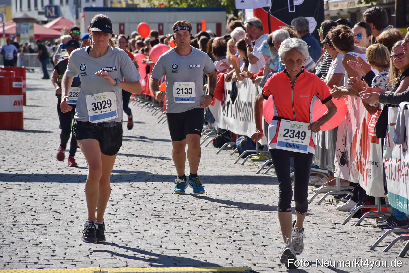 Zieleinlauf Stadtlauf Neumarkt 2018 0583