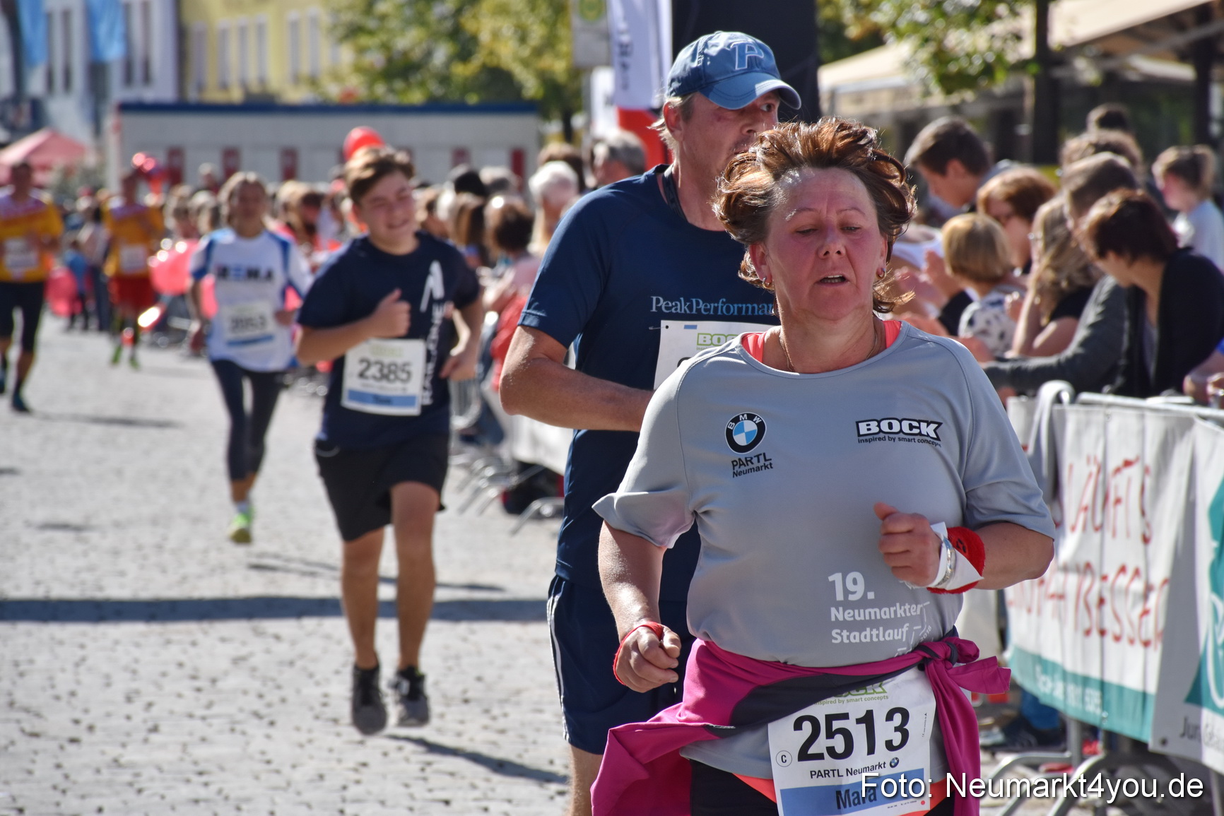 Zieleinlauf Stadtlauf Neumarkt 2018 0588