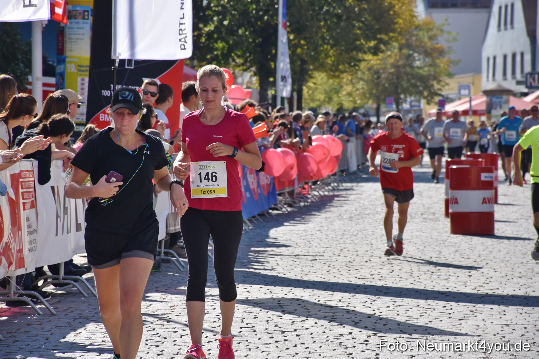Zieleinlauf Stadtlauf Neumarkt 2018 0594